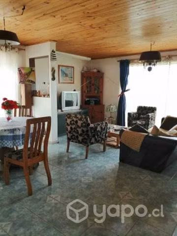 Arriendo Casa con Piscina en Algarrobo