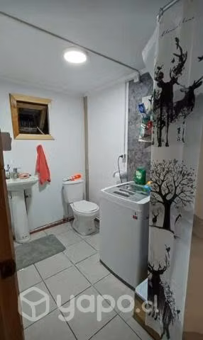 Arriendo casa interior