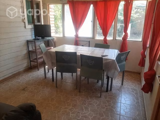 Gran PISCINA y Cabaña privadas en Colliguay