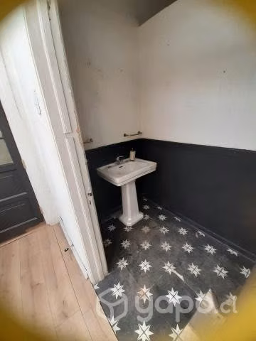 Arriendo casa oficina y /o servicios