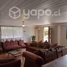 Casa con piscina y Quincho en Guanaqueros