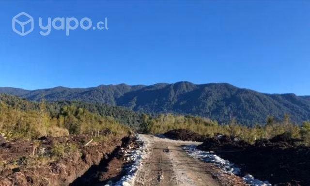 Hermosa Parcela en Hornopirén frente rio 21