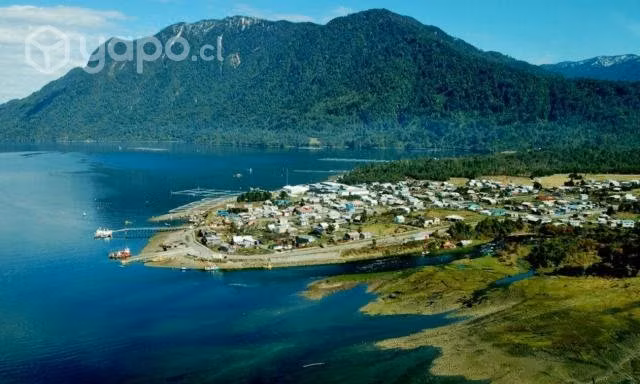 Hermosa Parcela en Hornopirén frente rio 21
