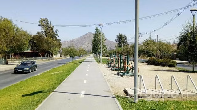 Casa Av Santa Rosa a 3 minutos de acceso sur