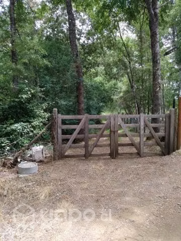 Parcela 5200m2. con casa construida
