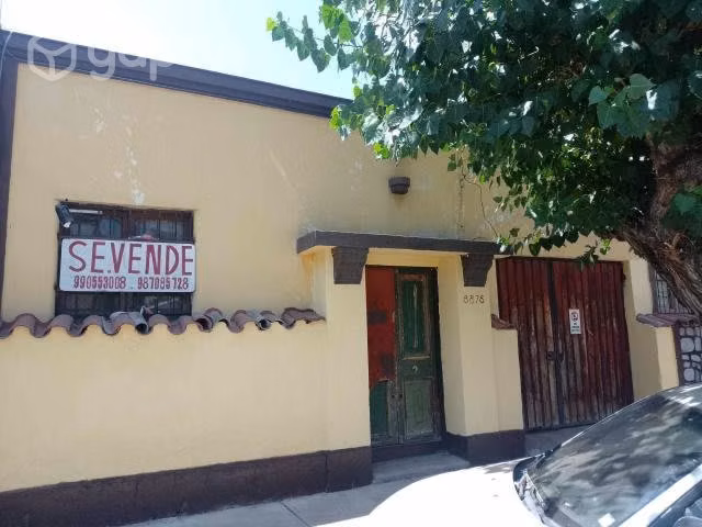 Casa en la cisterna a pasos del metro