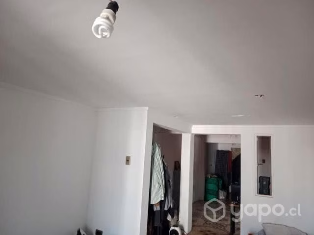 Se vende casa frente a Supermercado Cugat