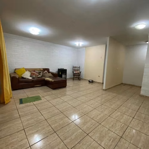 Se vende casa en sector residencial y tranquilo