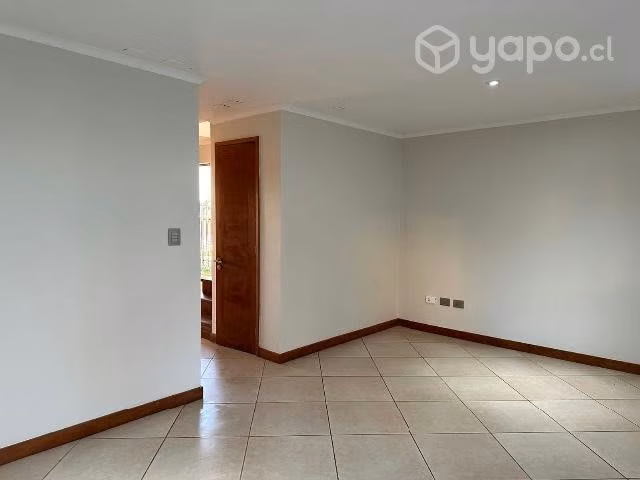 Arriendo casa Hacienda Esmeralda