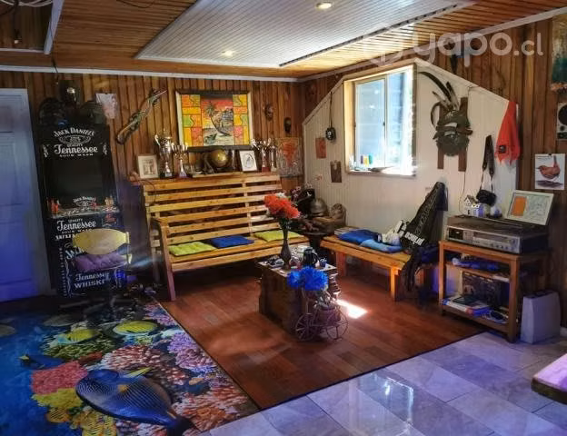 Parcela 8.000 M2 + Casa 140 M2 (Se vende con todo)