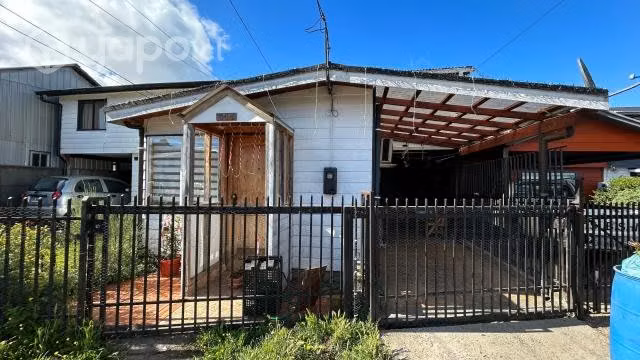 Se vende casa con 3 cabañas en villa don Max OPORTUNIDAD