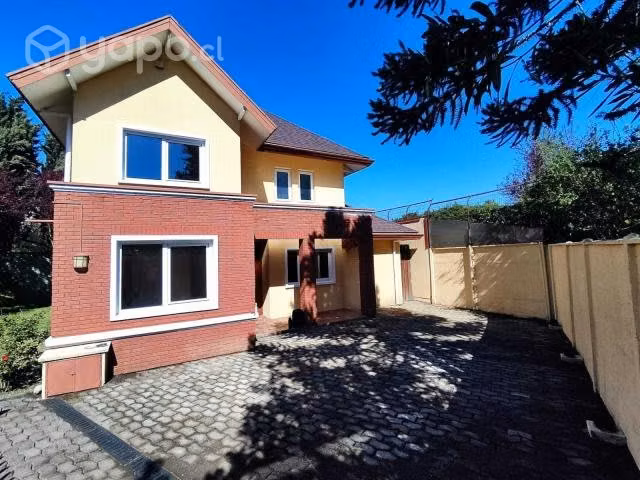 Casa Cercano a Colegio Arabe y Concepcion