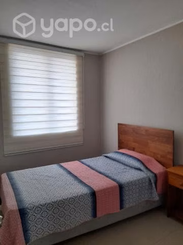 Arriendo departamento amoblado con estacionamiento