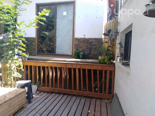 Se arrienda loft en sector la obra