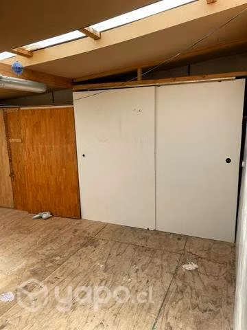 Se vende casa en las compañias calle principal