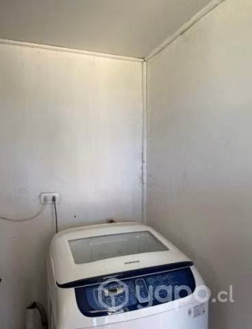 Venta de parcela con dos casas.