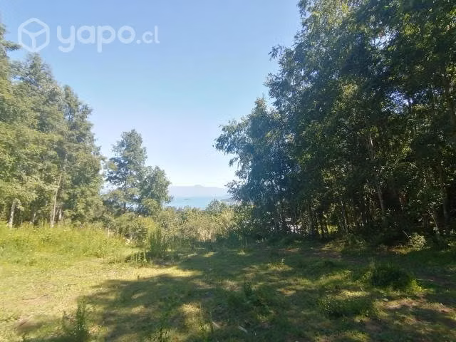 Hermosa parcela con vista al lago
