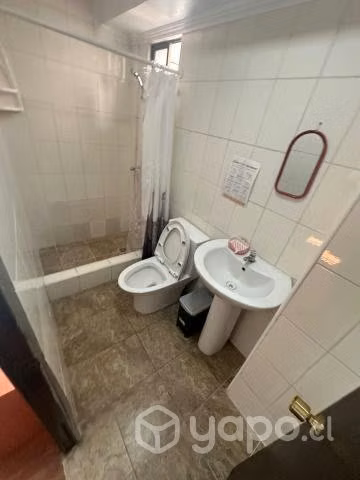 Se arrienda casa 10 habitaciones