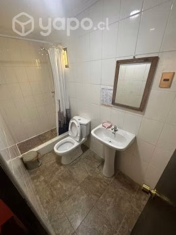 Se arrienda casa 10 habitaciones
