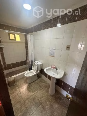 Se arrienda casa 10 habitaciones