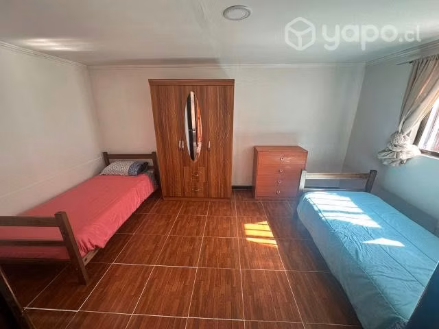 Se arrienda casa 10 habitaciones