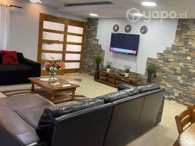 Arriendo casa licanray