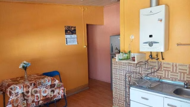 Se arrienda departamento interior