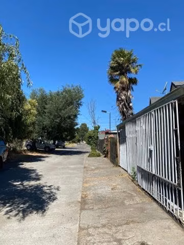 Se ARRIENDA CASA,