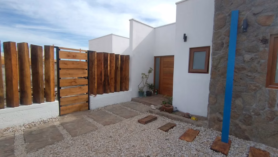 Amplia casa con piscina para Fiestas Patrias
