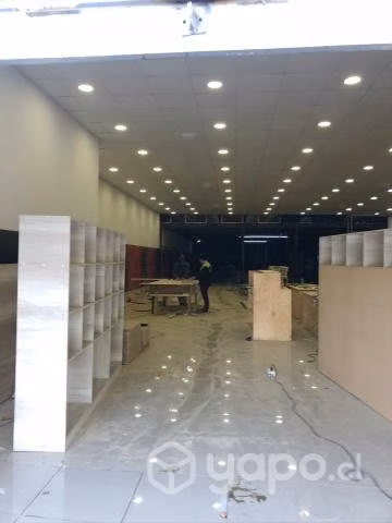 Gran Local Comercial En Centro De Maipú