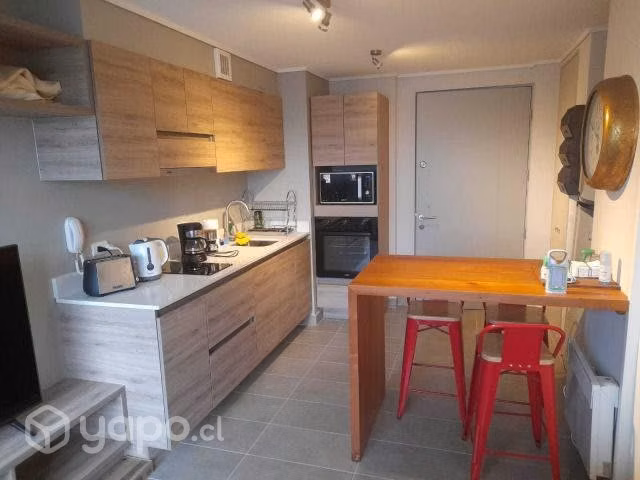 Arriendo depto amoblado en centro 1 cuadra plaza