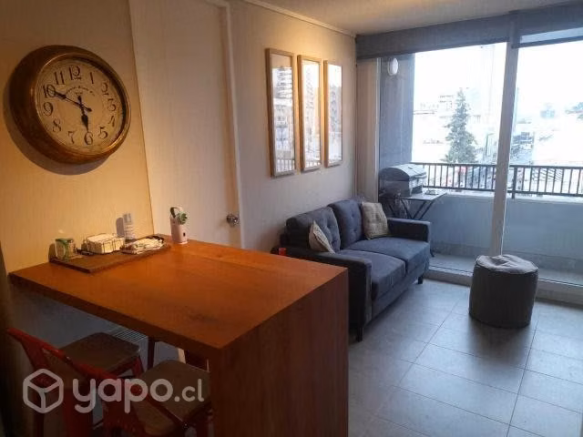 Arriendo depto amoblado en centro 1 cuadra plaza