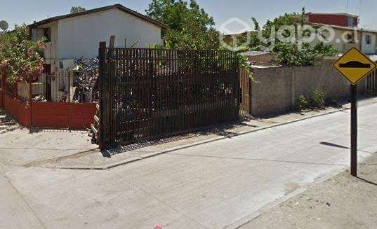 Casa esquina en Renca, 5 dormitorios 2 baños - Imagen 2