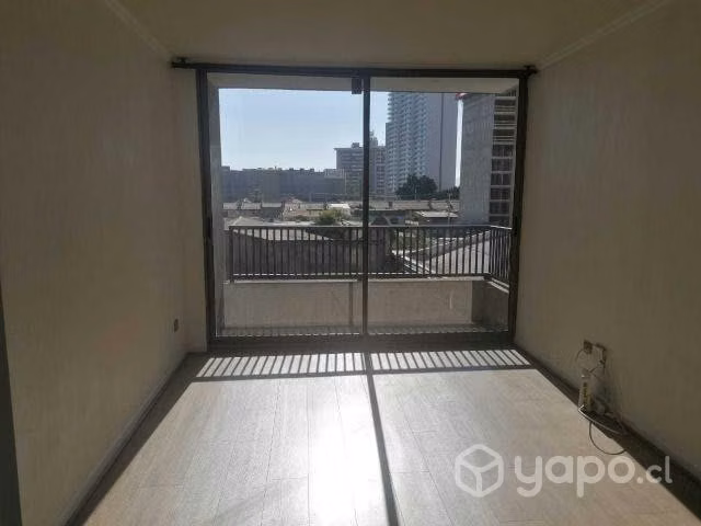 Departamento 2D2B cocina independiente y balcón