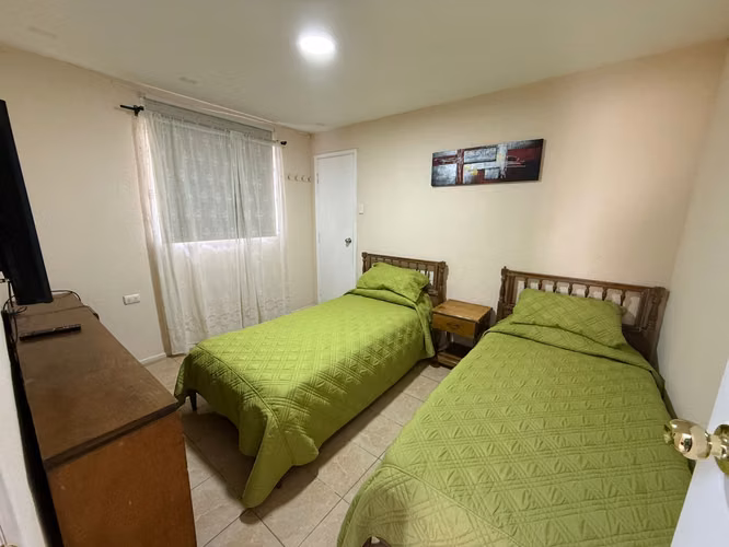 Hostal arriendo habitaciones - Imagen 11
