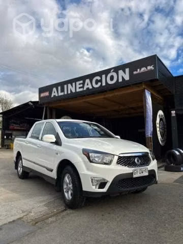 Ssangyong 4x2 2015