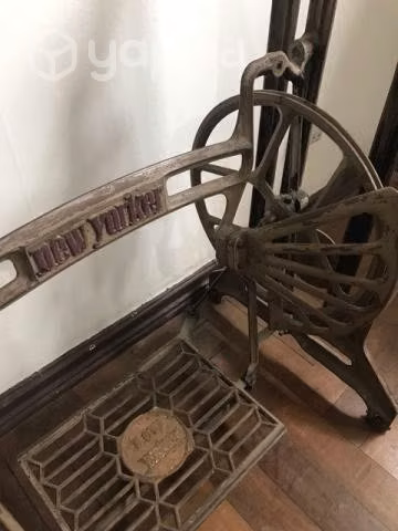 Pie de máquina fierro