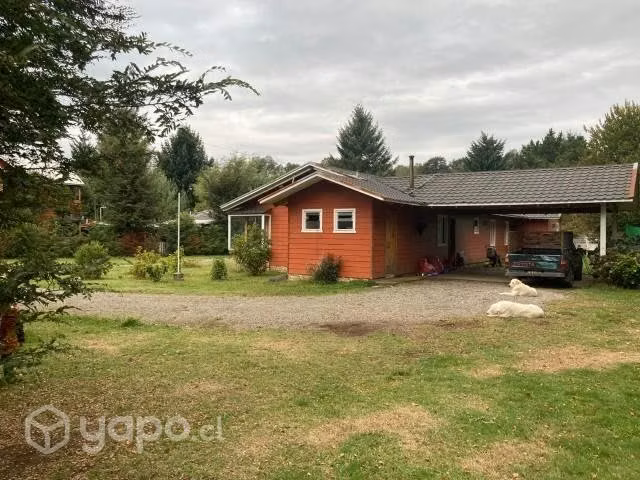 Vendo Parcela con casa principal y 3 cabañas