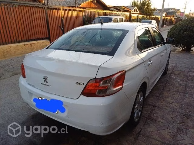 Vendo mi Peugeot 301 2013