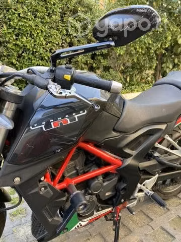 Benelli TNT 250