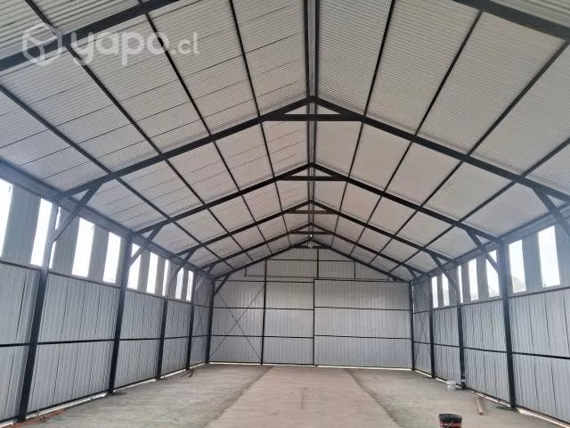 Se vende terreno con galpón