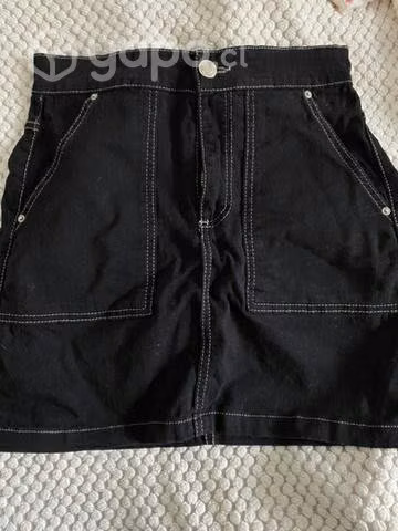 Falda negra americanino