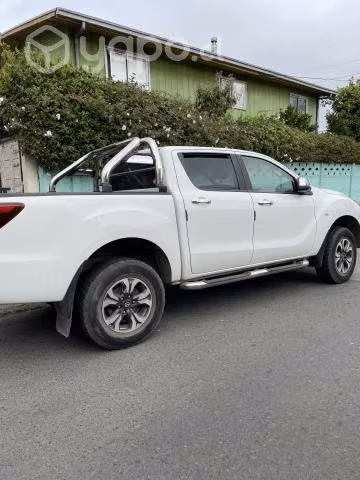 Camioneta Mazda BT-50 4x4  2019 - Imagen 4