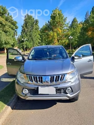 Mitsubishi L200 Dakar 2.5  2016