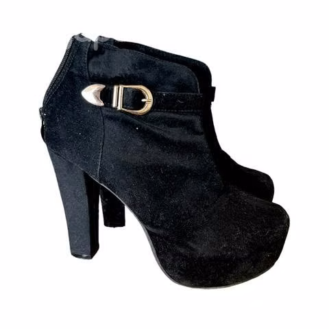 Zapatos altos de gamuza negros