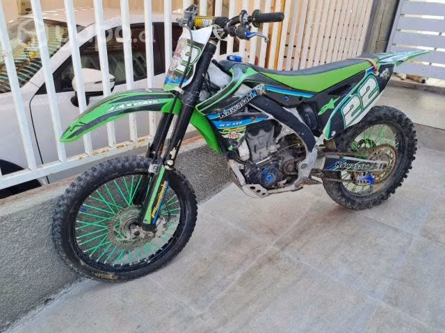 Moto Kawasaky Kx450