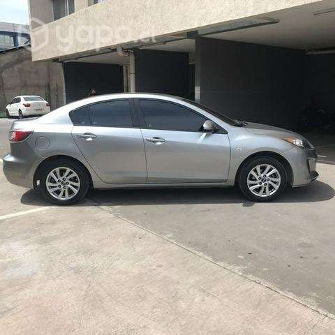Mazda 3 full 2014 MT 1.6 sedan único dueño - Imagen 2
