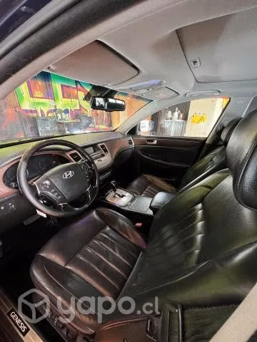 Hyundai genesis 2012