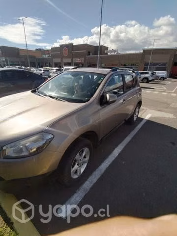 Se vende auto nissan qashqai