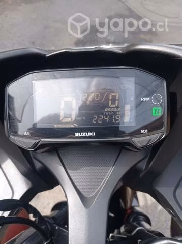 Moto susuki nueva por apuro